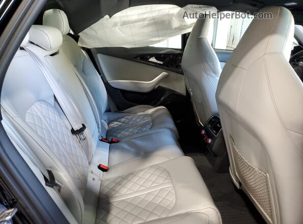 WAUFFAFC8JN049450 2018 AUDI S6 Black Widok tylnych siedzeń