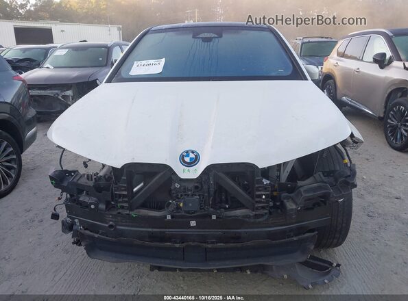 WB523CF02PCM04978 2023 BMW IX White Vista del cuadro de instrumentos