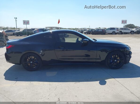 WBA13AR05NCL06117 2022 BMW M4 Black Սալոնի 360 աստիճան տեսք