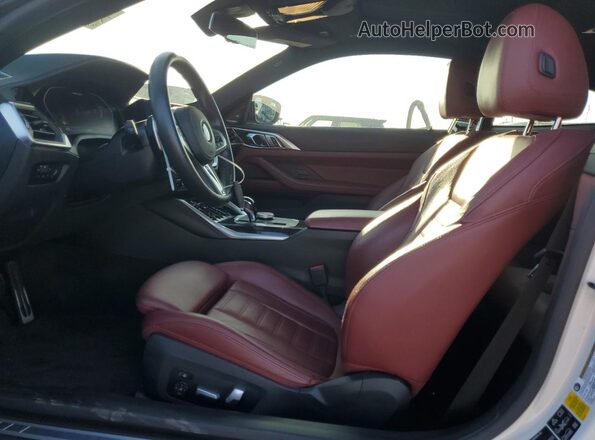 WBA13AR0XMCF46684 2021 BMW M4 Двухцветный Вид салона спереди