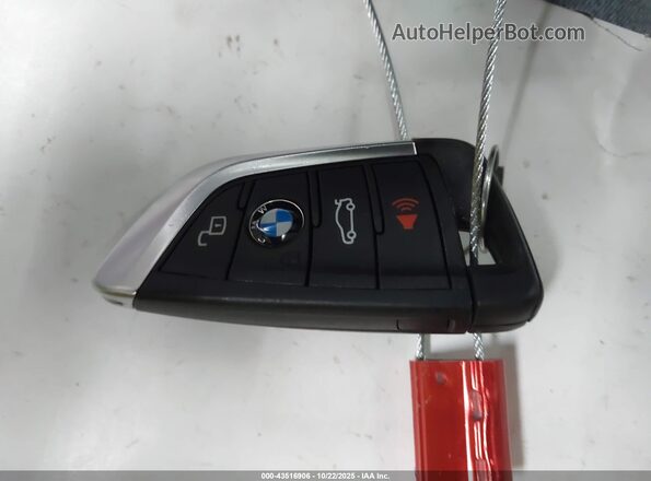WBA13AW02NFM31207 2022 BMW OTHER White Widok deski rozdzielczej