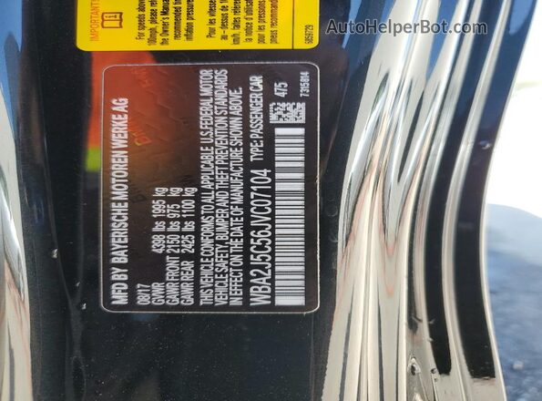 WBA2J5C56JVC07104 2018 BMW M2 Black Vista del compartimento del motor