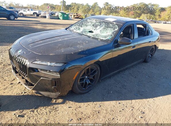 WBA33EJ04PCL69949 2023 BMW OTHER Black Առջևի ձախ երեք քառորդ տեսարան
