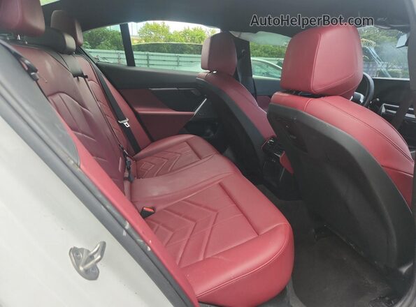 WBA43FJ06RCP97096 2024 BMW 5 SERIES Белый Вид задних сидений