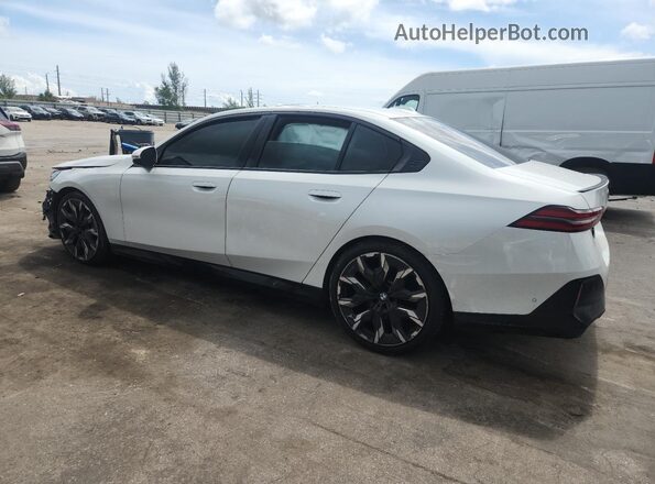 WBA43FJ06RCP97096 2024 BMW 5 SERIES Белый Задняя левая четверть