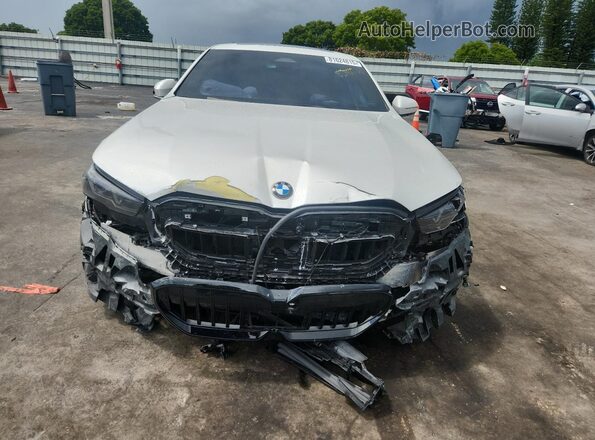 WBA43FJ06RCP97096 2024 BMW 5 SERIES Белый Вид спереди