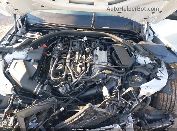 WBA73DB06SCU37896 2025 BMW M4 White Հետևի տեսք