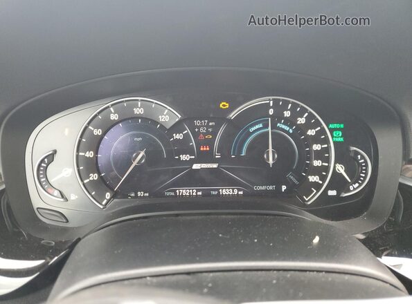 WBAJA9C55JB033169 2018 BMW 5 SERIES Белый Вид щитка приборов