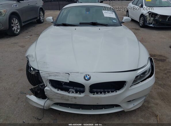 WBALM7C50GJ799314 2016 BMW Z4 White Widok z przodu
