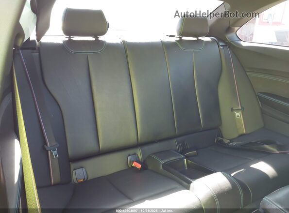 WBS2U7C08L7E97226 2020 BMW M2 Черный Вид наклейки с VIN-кодом