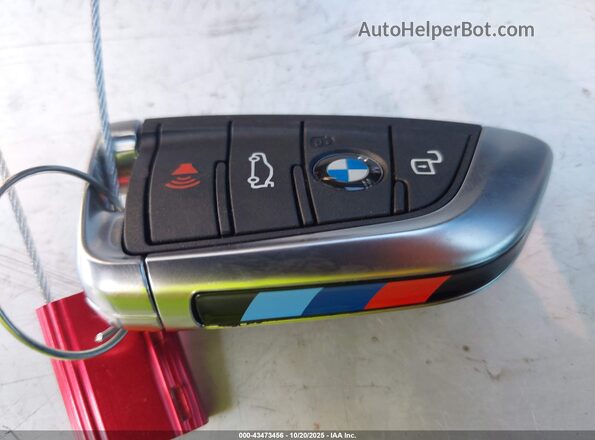 WBS33BA09RCR85529 2024 BMW M4 Оранжевый Вид панели приборов