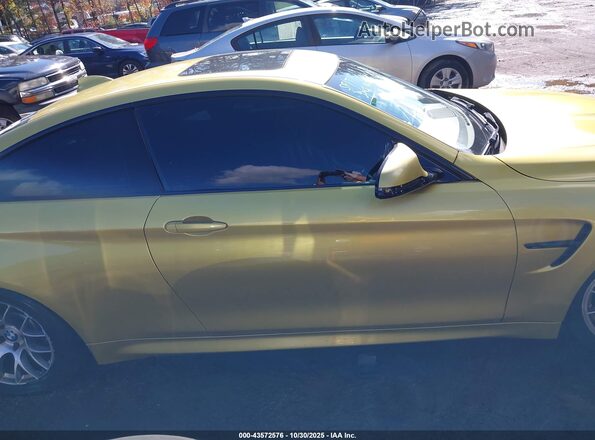WBS3R9C36HA014349 2017 BMW M4 Желтый Панорамный вид салона 360°