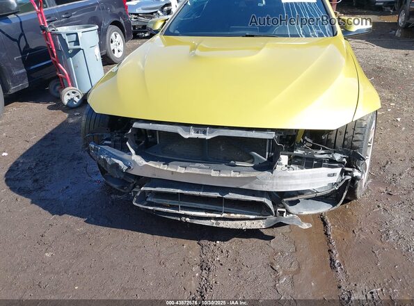 WBS3R9C36HA014349 2017 BMW M4 Желтый Вид спереди