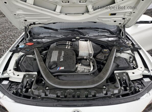 WBS3R9C53HK709559 2017 BMW M4 White Widok wnętrza z tyłu