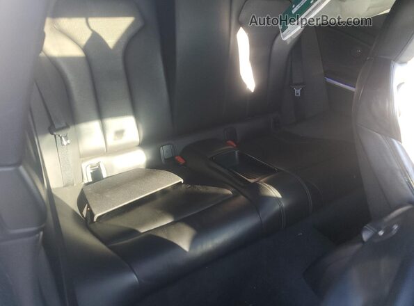 WBS3R9C5XGK338642 2016 BMW M4 Silver Widok tylnych siedzeń