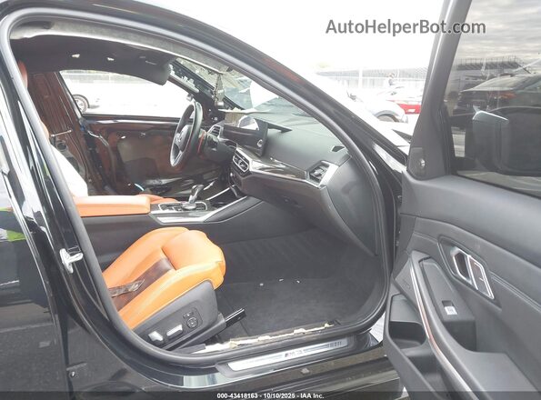 WBS43AY06PFR25899 2023 BMW M3 Черный Вид салона спереди
