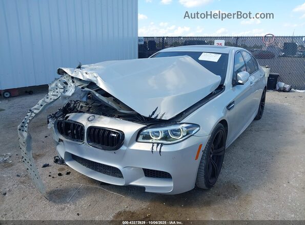 WBSFV9C59GD595742 2016 BMW M5 Серебряный Вид спереди