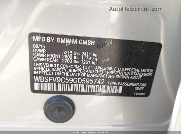 WBSFV9C59GD595742 2016 BMW M5 Серебряный Вид подкапотного пространства