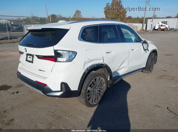 WBX73EF03S5048871 2025 BMW X1 Белый Задняя правая четверть