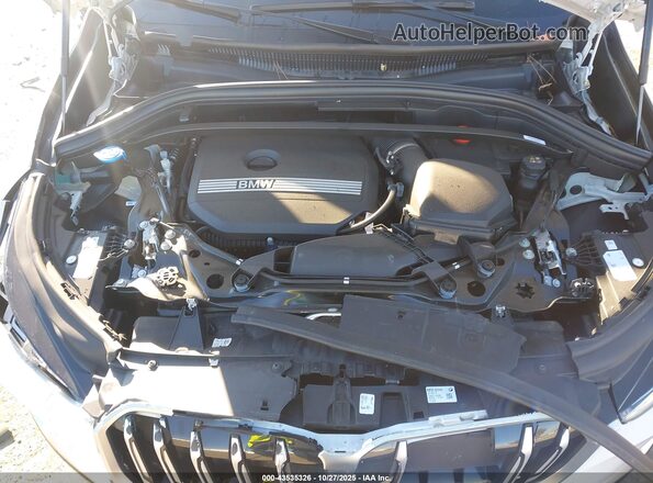 WBX73EF03S5048871 2025 BMW X1 Белый Вид сзади