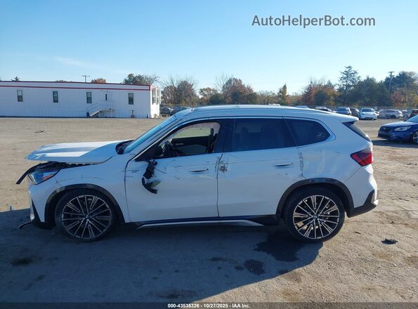 WBX73EF03S5048871 2025 BMW X1 Белый Панорамный вид салона 360°
