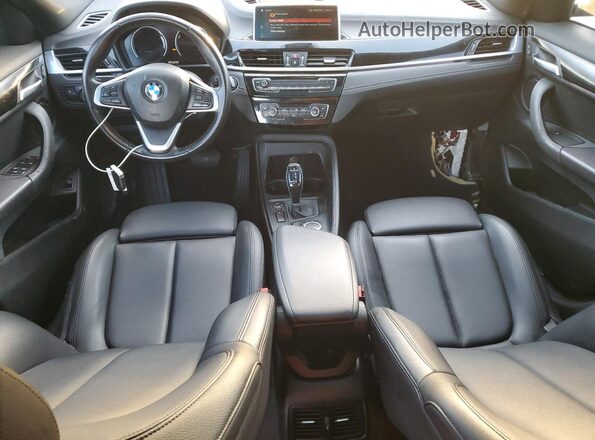 WBXYH9C07L5P73313 2020 BMW X2 Black Instrument cluster view