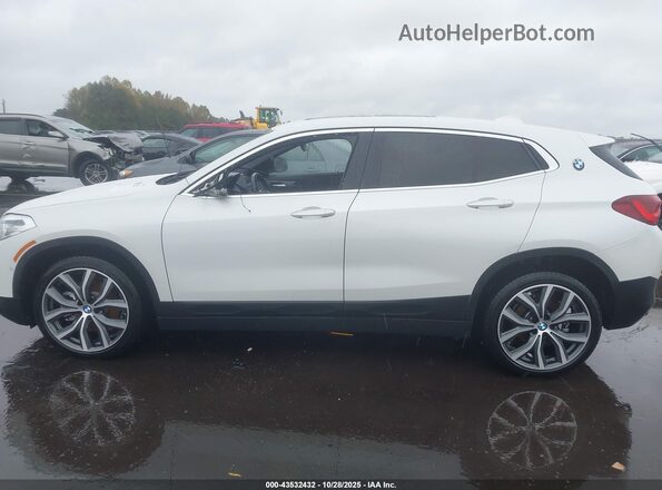 WBXYJ1C01M5T38147 2021 BMW X2 White Панорамний вид салону 360°