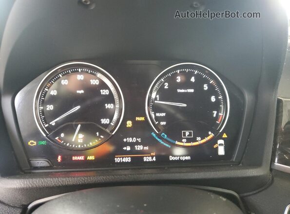 WBXYJ3C32JEJ84033 2018 BMW X2 Синий Вид щитка приборов