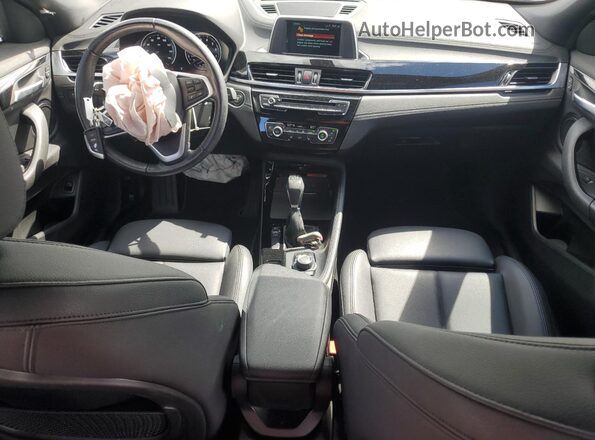 WBXYJ3C37JEP76558 2018 BMW X2 White Вид панелі приладів