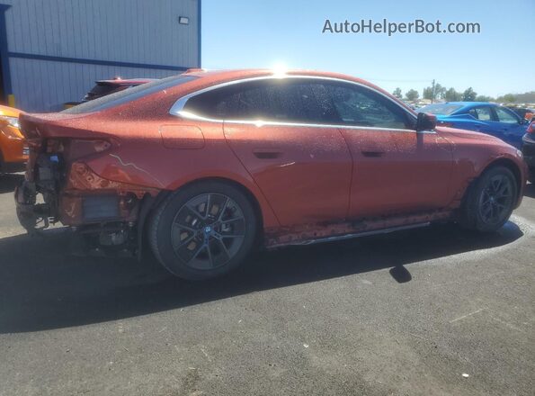 WBY43AW02PFP81342 2023 BMW I4 Оранжевый Задняя правая четверть