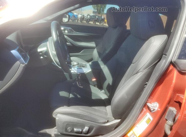 WBY43AW02PFP81342 2023 BMW I4 Оранжевый Вид салона спереди