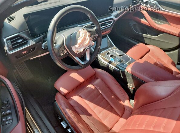 WBY43AW07PFR30926 2023 BMW I4 Черный Вид панели приборов