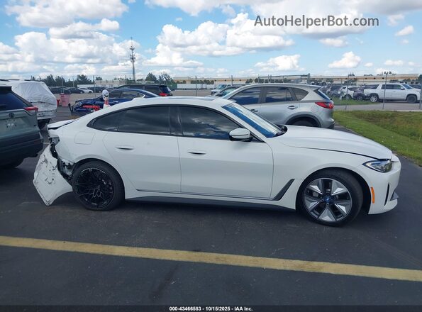 WBY73AW0XPFN90054 2023 BMW I4 White 360 interior view