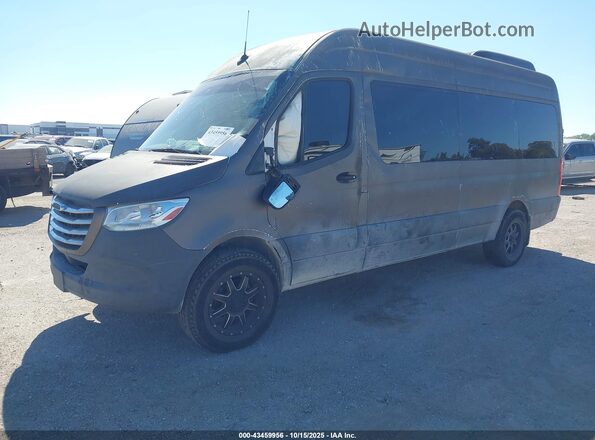 WCDPF1CD1KT002037 2019 FREIGHTLINER SPRINTER 2500 Gray Передня ліва чверть