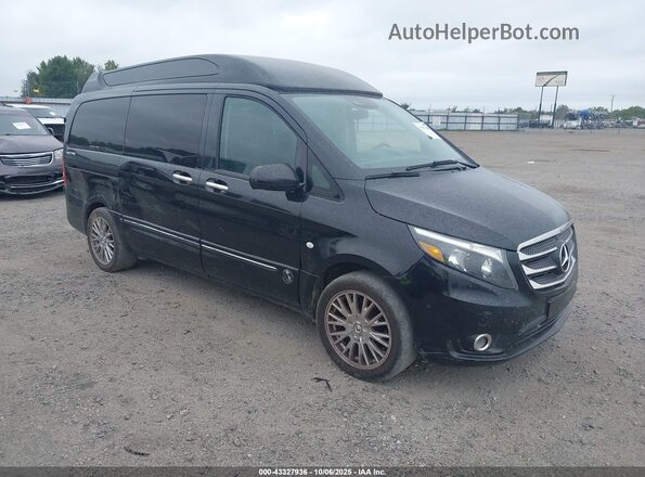 WD4PG2EEXJ3405072 2018 MERCEDES-BENZ METRIS Черный Передняя правая четверть