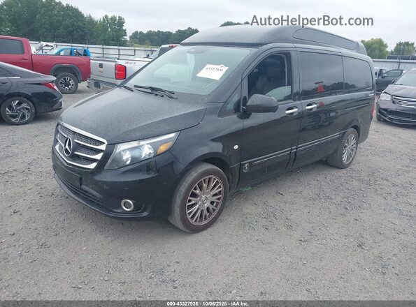 WD4PG2EEXJ3405072 2018 MERCEDES-BENZ METRIS Черный Передняя левая четверть