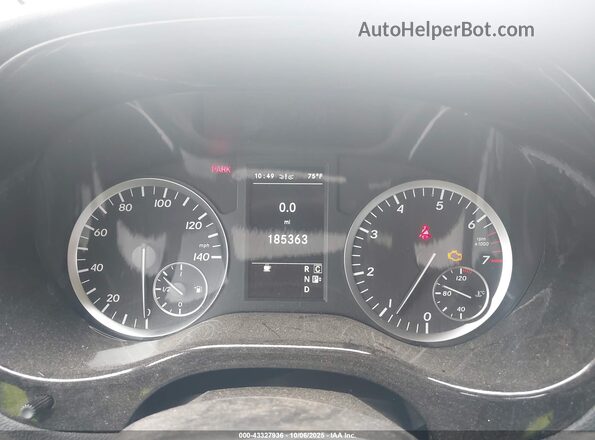 WD4PG2EEXJ3405072 2018 MERCEDES-BENZ METRIS Черный Вид задних сидений