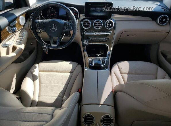 WDC0G4KB2JV045182 2018 MERCEDES-BENZ GLC-CLASS Белый Вид панели приборов