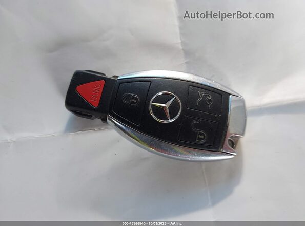 WDC0G4KB6GF104303 2016 MERCEDES-BENZ GLC 300 Light Blue Вид панели приборов