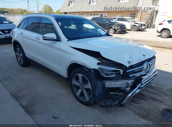 WDC0G8EB8LF721506 2020 MERCEDES-BENZ GLC 300 Белый Передняя правая четверть