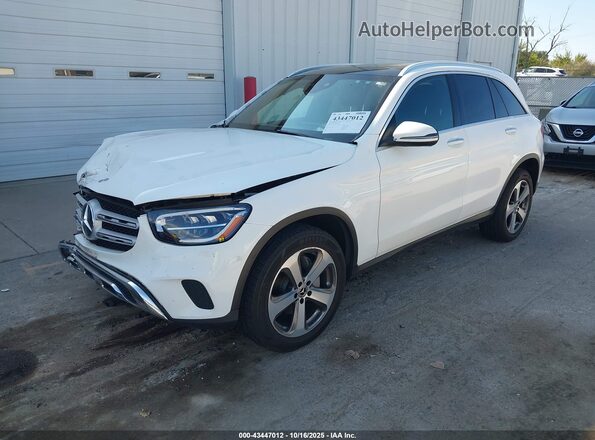WDC0G8EB8LF721506 2020 MERCEDES-BENZ GLC 300 Белый Передняя левая четверть
