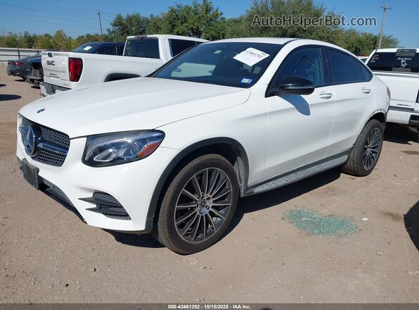 WDC0J4KB7JF427137 2018 MERCEDES-BENZ GLC 300 COUPE Белый Передняя левая четверть