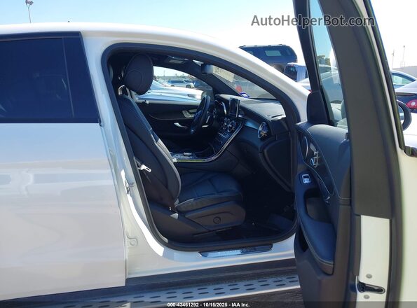 WDC0J4KB7JF427137 2018 MERCEDES-BENZ GLC 300 COUPE Белый Вид салона спереди