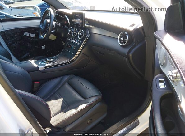 WDC0J6EB0JF455126 2018 MERCEDES-BENZ AMG GLE 43 COUPE White Вид салону спереду