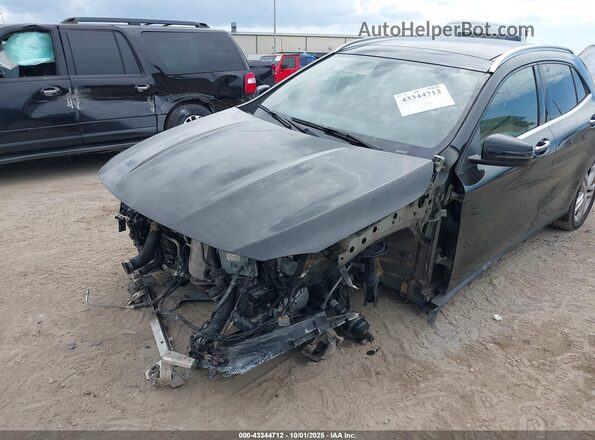 WDCTG4EB1LU021246 2020 MERCEDES-BENZ GLA 250 Black Front view