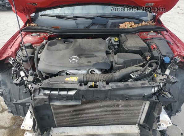 WDCTG4EB3HJ318933 2017 MERCEDES-BENZ GLA Красный Вид подкапотного пространства