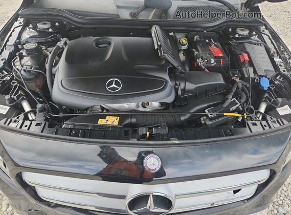 WDCTG4EB3HJ358865 2017 MERCEDES-BENZ GLA Black Vista interior trasera