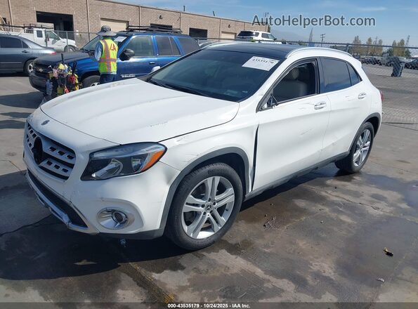WDCTG4EB3KJ636767 2019 MERCEDES-BENZ GLA 250 Белый Передняя левая четверть