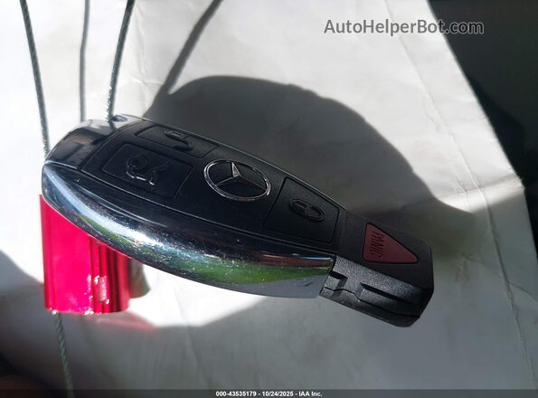 WDCTG4EB3KJ636767 2019 MERCEDES-BENZ GLA 250 Белый Вид панели приборов