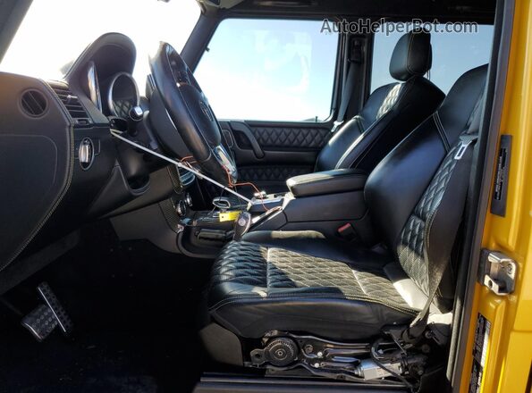WDCYC7DF5GX246541 2016 MERCEDES-BENZ G-CLASS Желтый Вид салона спереди